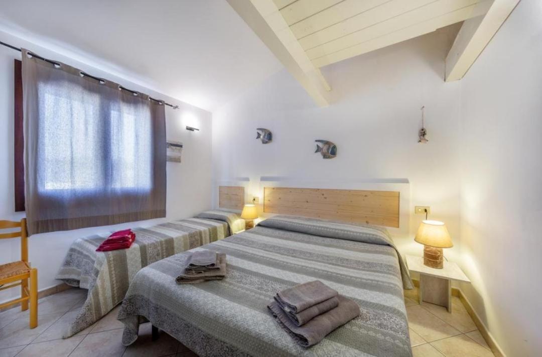 B&B Rotta Per Tavolara Porto San Paolo  Eksteriør bilde