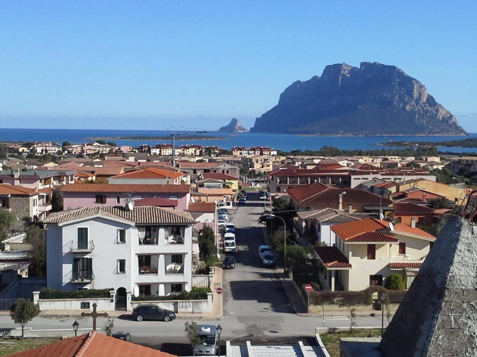 B&B Rotta Per Tavolara Porto San Paolo  Eksteriør bilde
