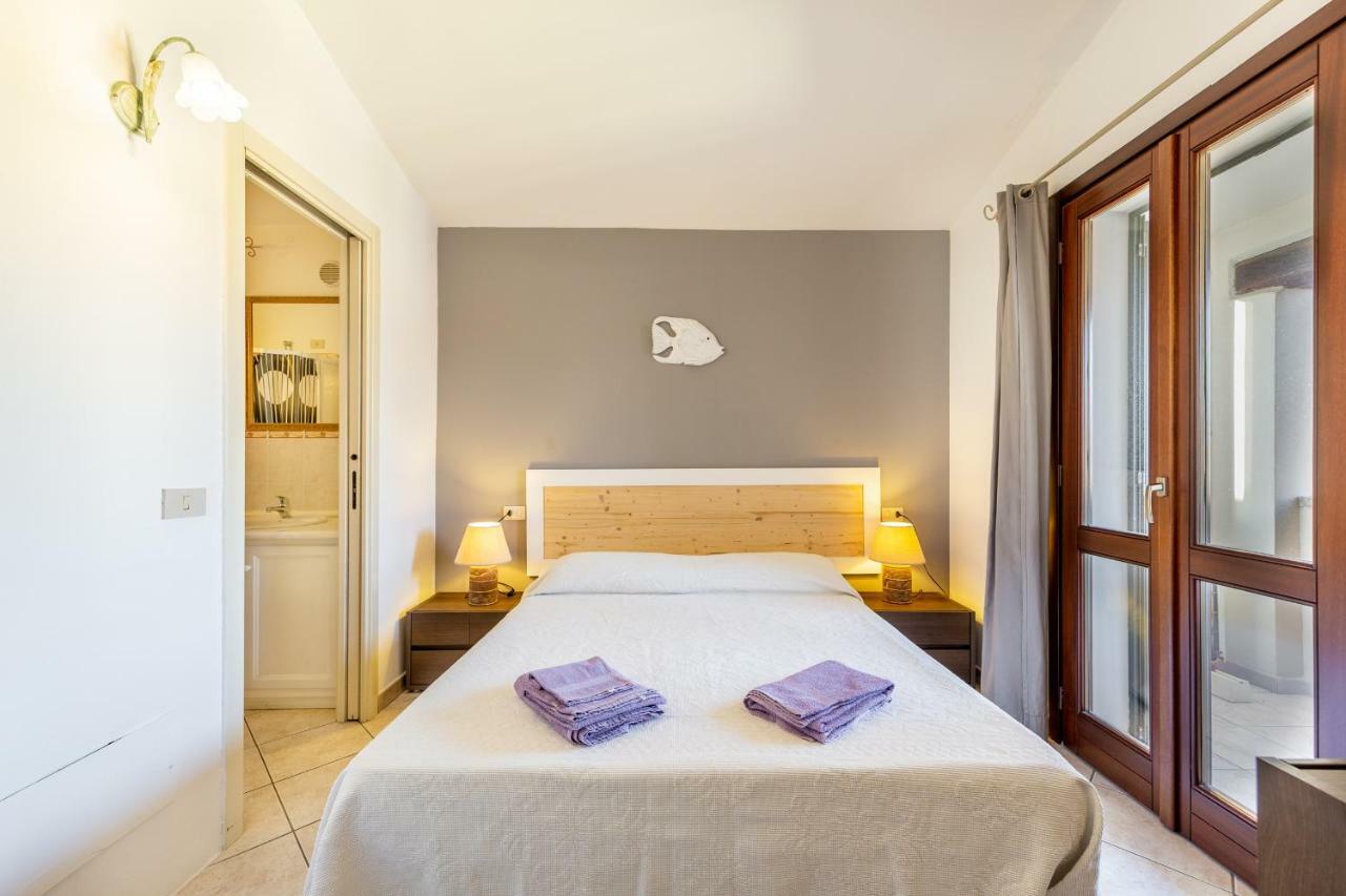 B&B Rotta Per Tavolara Porto San Paolo  Eksteriør bilde