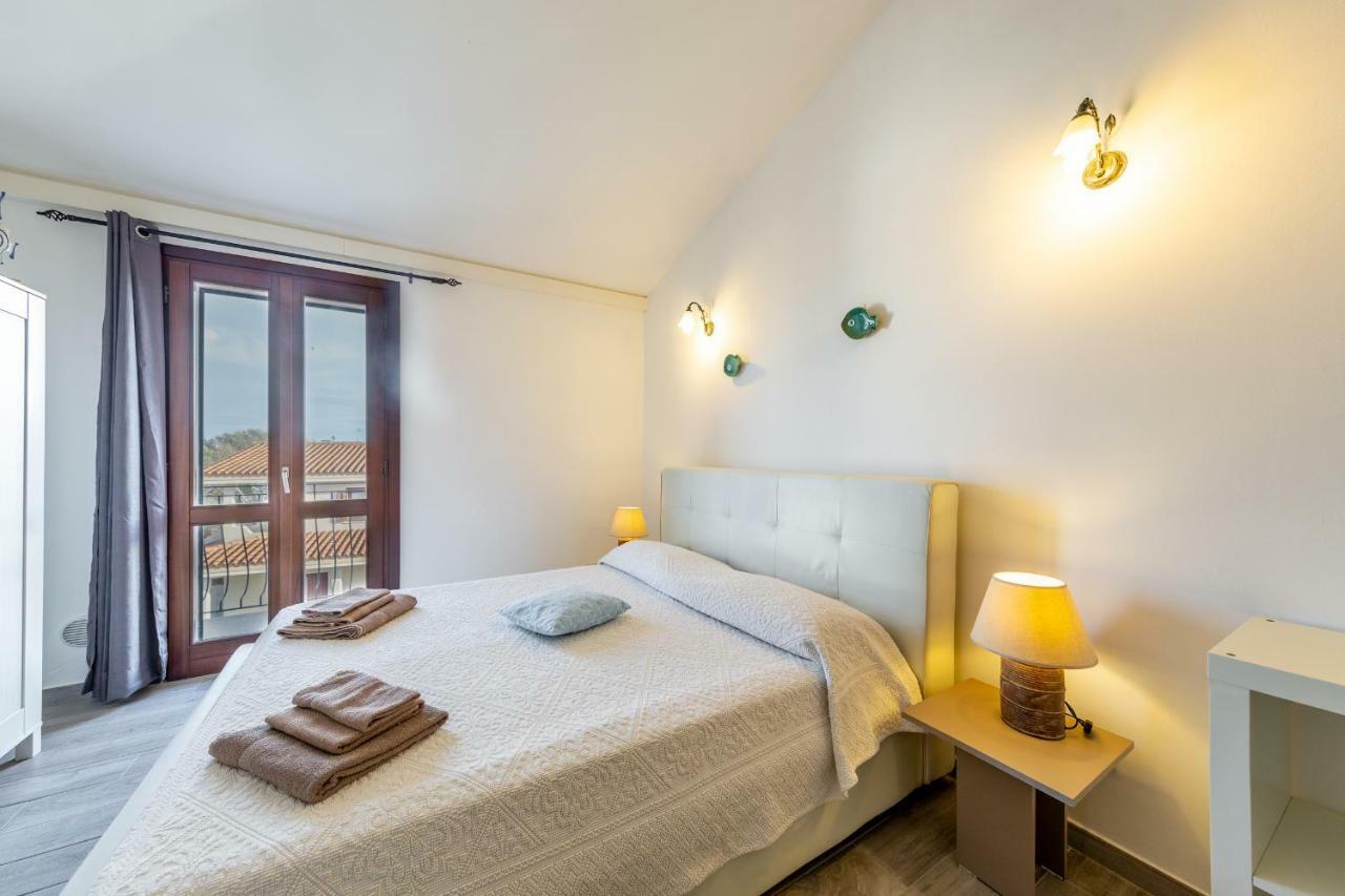 B&B Rotta Per Tavolara Porto San Paolo  Eksteriør bilde