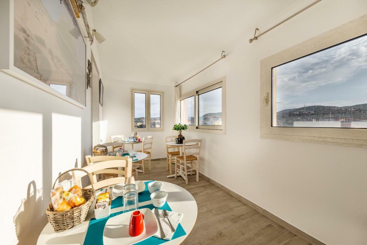 B&B Rotta Per Tavolara Porto San Paolo  Eksteriør bilde